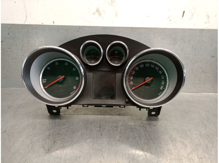 Recambio de cuadro instrumentos para opel zafira tourer c (p12) 2.0 cdti (75) referencia OEM IAM 13374940 1257179 