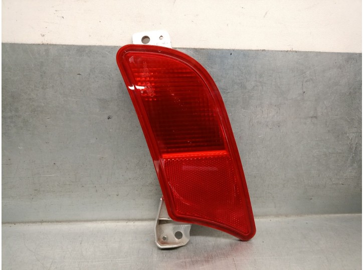 Recambio de faro antiniebla trasero derecho para ford kuga iii (dfk) 1.5 ecoboost referencia OEM IAM LV4B13B414AC 2711886 