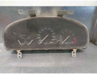 Replacement instrument cluster for Mazda MX-3 (EC) 1.6 16V CAT OEM IAM reference EB60A 