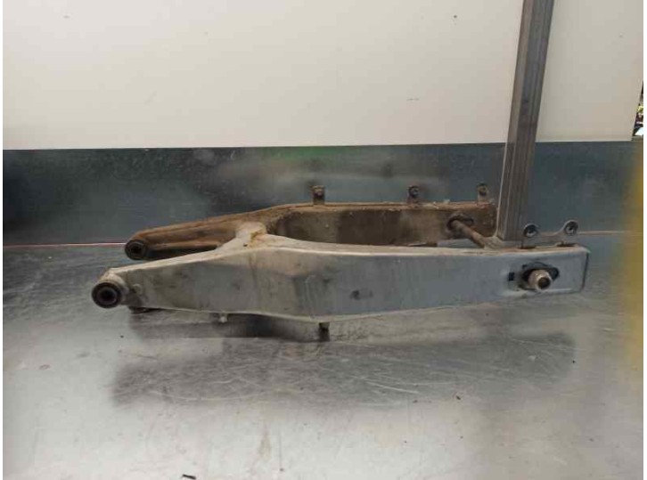 Recambio de carroceria para bmw f 650 f 650 referencia OEM IAM   VASCULANTE