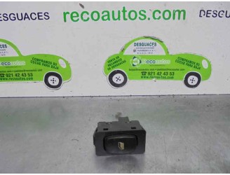 Replacement of rear right window switch for Citroën C8 2.2 HDi FAP CAT (4HW) OEM IAM reference 14889170XT 