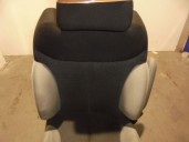 Recambio de asiento delantero derecho para citroën c3 1.6 hdi audace referencia OEM IAM 4115709 TELA NEGRA Y GRIS 5 PUERTAS