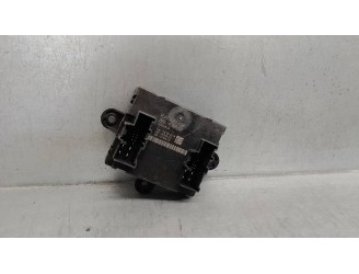 Recambio de centralita cierre para land rover range rover velar 2.0 diesel cat referencia OEM IAM J8A214D620CC 10336939 JAGUAR