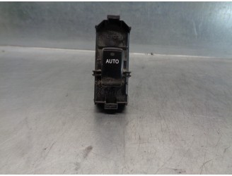 Recambio de mando elevalunas trasero derecho para lexus is 200 (ds2/is2) 220d referencia OEM IAM 8403053020 
