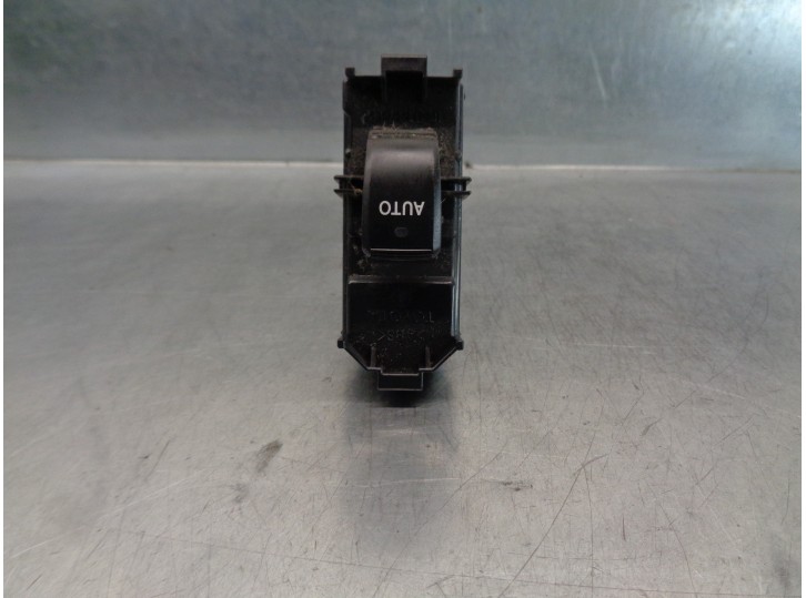 Recambio de mando elevalunas trasero izquierdo para lexus is 200 (ds2/is2) 220d referencia OEM IAM 