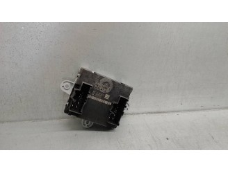 Recambio de centralita cierre para land rover range rover velar 2.0 diesel cat referencia OEM IAM J8A214D619CC 10336940 JAGUAR