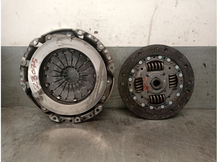 Recambio de kit embrague para ford fiesta (cbk) 1.4 tdci cat referencia OEM IAM 3S617540AC 3S617540AC 