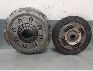 Recambio de kit embrague para opel vivaro furgón/combi (07.2006 =>) referencia OEM IAM 4405433 324034410 LUK