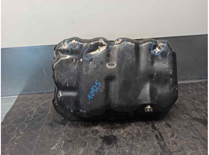 Recambio de carter para mazda 3 berlina (bk) 2.0 diesel cat referencia OEM IAM RF5C10400A 