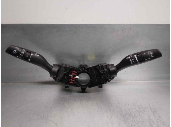 Recambio de mando luces para kia carens ( ) 1.7 crdi cat referencia OEM IAM 299139726 299119105 