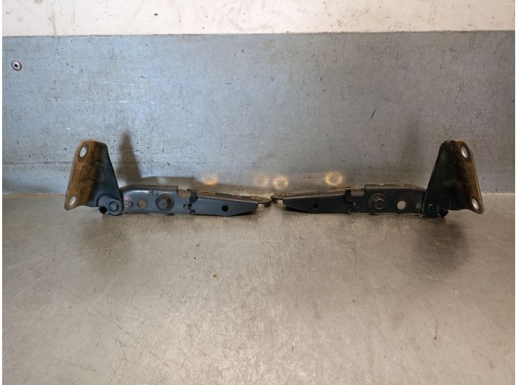 Recambio de bisagra capot para mazda xedos 6 (ca) 1.6 16v referencia OEM IAM C00152403A C00152403A 