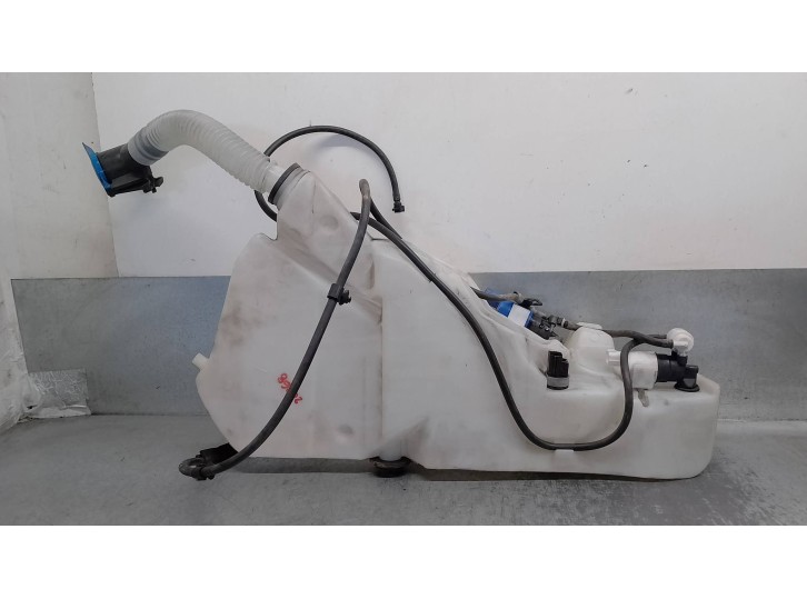 Recambio de deposito limpia para land rover range rover velar 2.0 diesel cat referencia OEM IAM HK8317B613B  