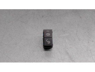 Replacement switch for Land Rover Range Rover Velar 2.0 diesel CAT OEM IAM reference CPLA14017BD 