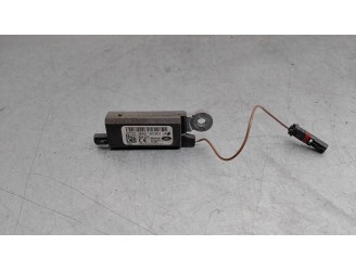 Recambio de antena para land rover range rover velar 2.0 diesel cat referencia OEM IAM J8A218C901JA 