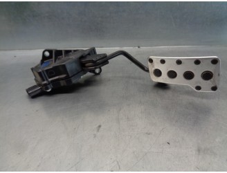 Replacement accelerator pedal potentiometer for Lexus IS 200 (DS2/IS2) 220D OEM IAM reference 7811053040 1988007251 