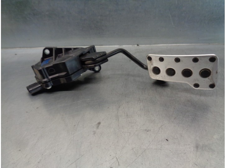 Recambio de potenciometro pedal para lexus is 200 (ds2/is2) 220d referencia OEM IAM 7811053040 1988007251 