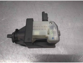 Recambio de motor tapa deposito combustible para citroën c4 grand picasso exclusive referencia OEM IAM 9658236780  