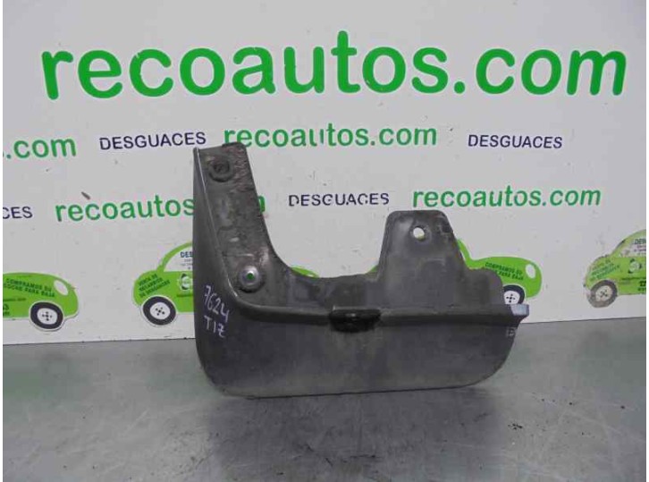 Recambio de faldon trasero para ssangyong rodius 2.0 td cat referencia OEM IAM 7977021600 