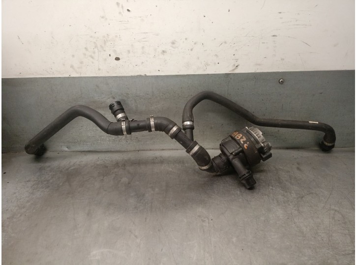 Recambio de bomba agua para bmw 3 (f30, f80) 330 e referencia OEM IAM 8638240 11518638240 
