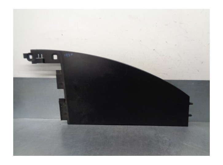 Recambio de molduras delanteras para volkswagen new beetle (9c1/1c1) 2.0 referencia OEM IAM 1C0819402A 