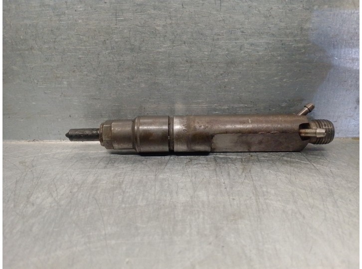 Recambio de inyector para volkswagen passat berlina (3b2) 1.9 tdi referencia OEM IAM 028130201G 2FHKBEL58P144 BOSCH