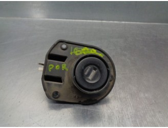 Replacement tailgate exterior handle for Peugeot 405 estate 1.9 CAT OEM IAM reference 872664 