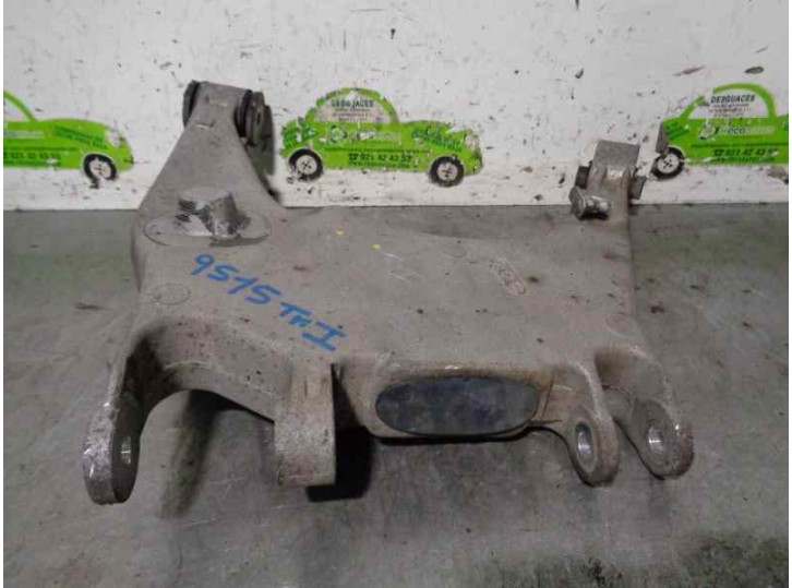 Recambio de brazo suspension inferior delantero izquierdo para audi a8 (d2) 2.5 v6 24v tdi referencia OEM IAM 4DO511515 