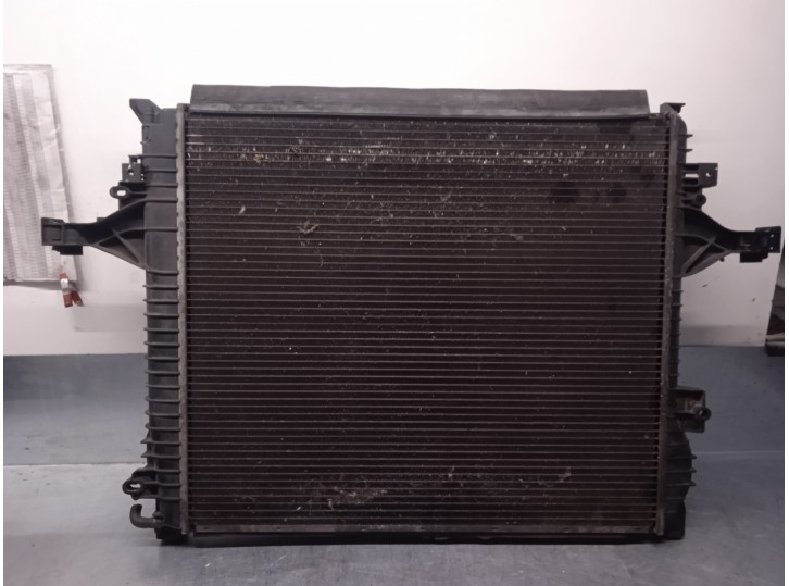 Recambio de radiador agua para volvo xc90 2.4 diesel cat referencia OEM IAM 30636580 876745G VALEO