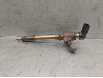 Replacement injector for Citroën C6 (TD_) 2.7 HDi OEM IAM reference 5U3Q9K546AA SIEMENS