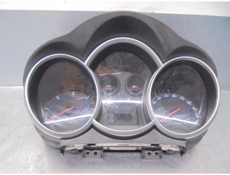 Recambio de cuadro instrumentos para chevrolet cruze 2.0 diesel cat referencia OEM IAM 92824444 95489185 