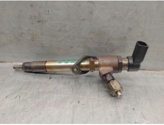 Replacement injector for Citroën C6 (TD_) 2.7 HDi OEM IAM reference 5U3Q9K546AA SIEMENS