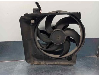 Recambio de electroventilador para renault clio i fase i+ii (b/c57) 1.8 cat referencia OEM IAM 7700272461 070530200F BEHR
