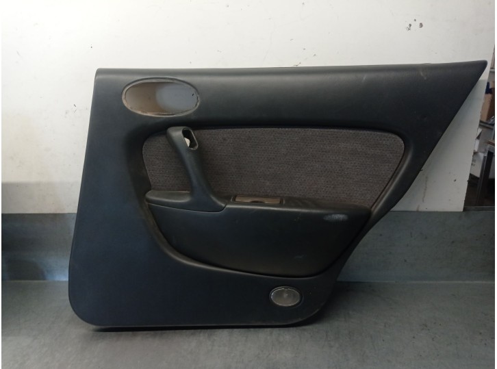 Recambio de guarnecido puerta trasera derecha para mazda xedos 6 (ca) 1.6 16v referencia OEM IAM C022520B65 C0226853Y65 