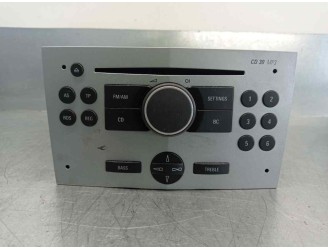 Replacement audio system / CD radio for Opel Astra GTC 1.9 CDTi OEM IAM reference 13188462 453116246 BLAUKPUNKT