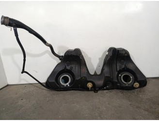 Recambio de deposito combustible para bmw serie 5 berlina (e60) 3.0 24v cat referencia OEM IAM 16117200076 CESTA 25