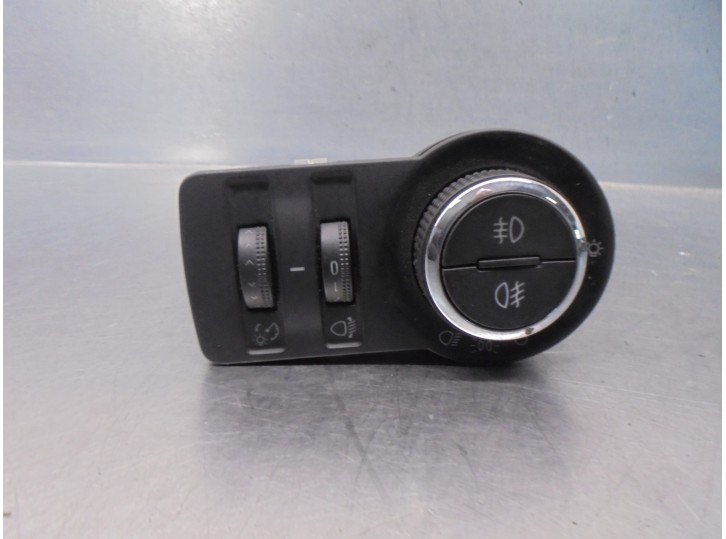 Recambio de mando luces salpicadero para chevrolet cruze 2.0 diesel cat referencia OEM IAM 13301749 