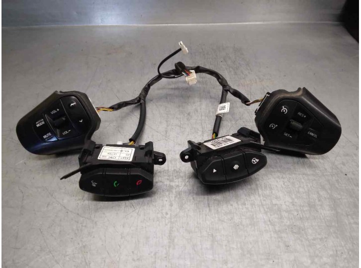 Recambio de mando volante para kia carens ( ) 1.7 crdi cat referencia OEM IAM 20A4000WK 96710A4100WK 