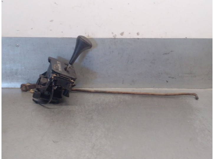 Recambio de palanca cambio para mercedes-benz clase s (w126) berlina+coupe 3.0 referencia OEM IAM 1262670740  