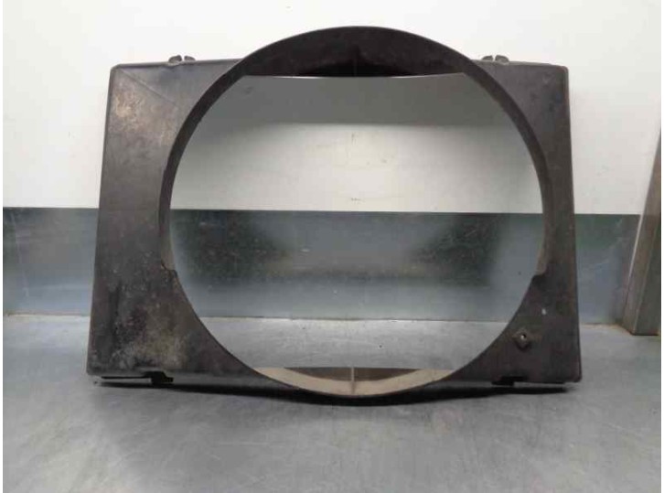 Recambio de calandra delantera de radiador para hyundai h 1 2.5 diesel referencia OEM IAM 2533504A100 