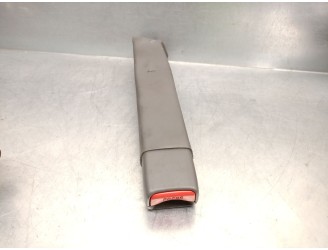 Recambio de enganche cinturon para chevrolet camaro 3.8 referencia OEM IAM 13764  