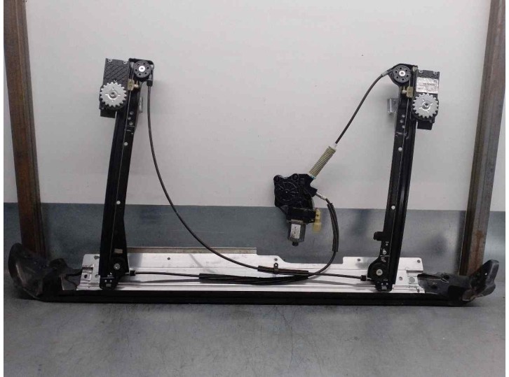 Recambio de elevalunas delantero izquierdo para mini r57 cabrio diesel cat referencia OEM IAM 2757043 6 PINES 3 PUERTAS