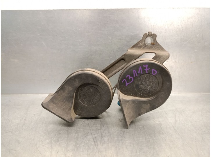 Recambio de claxon para chevrolet camaro 3.8 referencia OEM IAM 89046916 89046916 