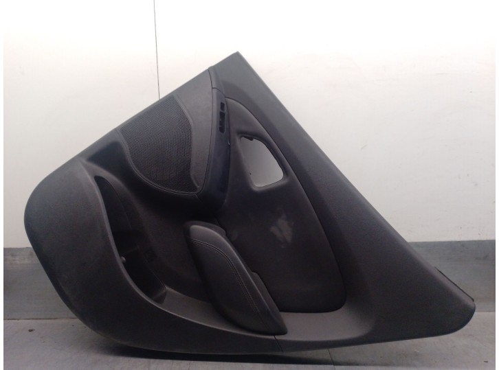 Recambio de guarnecido puerta trasera derecha para hyundai ix35 (lm, el, elh) 1.6 referencia OEM IAM 833022Y0239P 833082Y0139P 