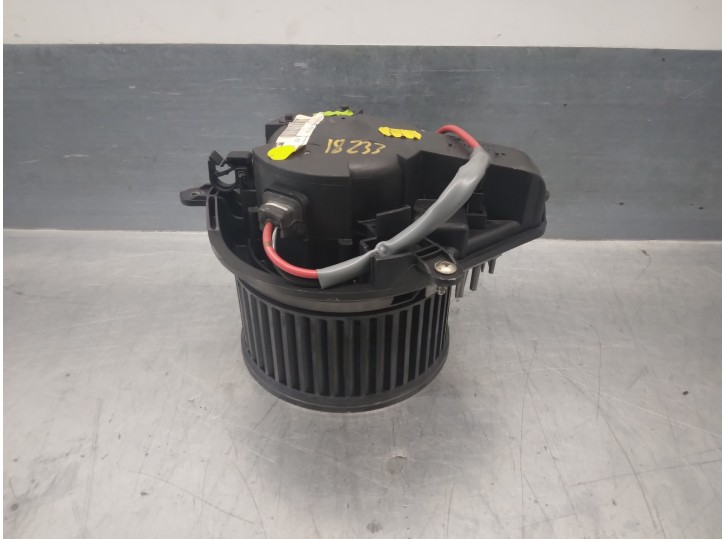 Recambio de motor calefaccion para peugeot 406 berlina (s1/s2) 1.8 cat referencia OEM IAM C22846440  