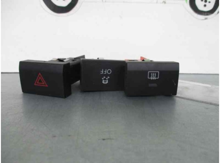 Recambio de mandos salpicadero para volkswagen polo (6r1) 1.2 tdi referencia OEM IAM 6R0927117A 6R0953509B 6R0959621A