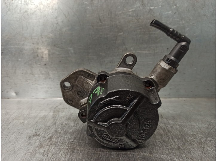 Recambio de depresor freno / bomba vacio para renault clio ii fase ii (b/cb0) 1.5 dci diesel referencia OEM IAM D141C05121 
