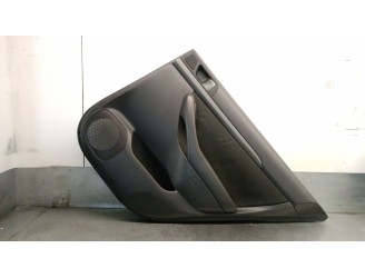 Recambio de guarnecido puerta trasera derecha para toyota avensis berlina (t25) 2.0 turbodiesel cat referencia OEM IAM 670100514