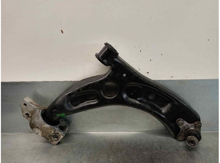 Recambio de brazo suspension inferior delantero derecho para volkswagen cc (358) tdi referencia OEM IAM 5N0407152 