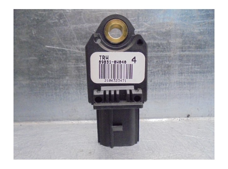 Recambio de sensor impacto para lexus is 200 (ds2/is2) 220d referencia OEM IAM 898310W040 