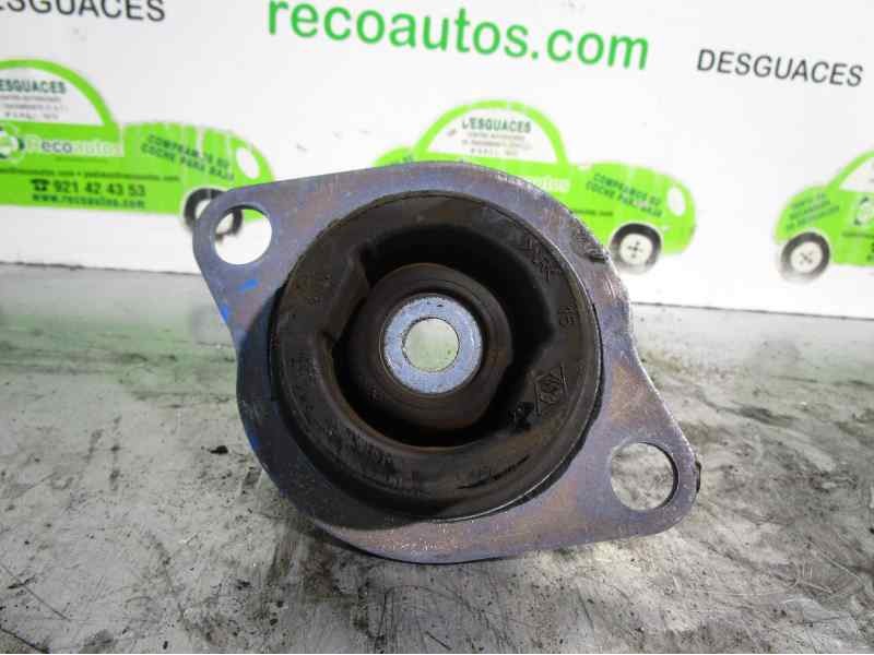 Recambio de soporte motor izquierdo para renault twingo 1.2 16v referencia OEM IAM 8200939896  